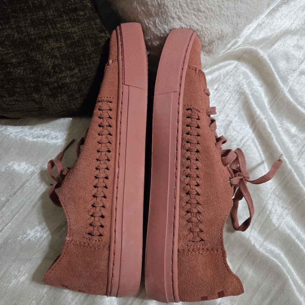 Women’s Faux Suede Lace-Up Sneakers - Rust By Tom Size 7 1/2 - Picture 5 of 7